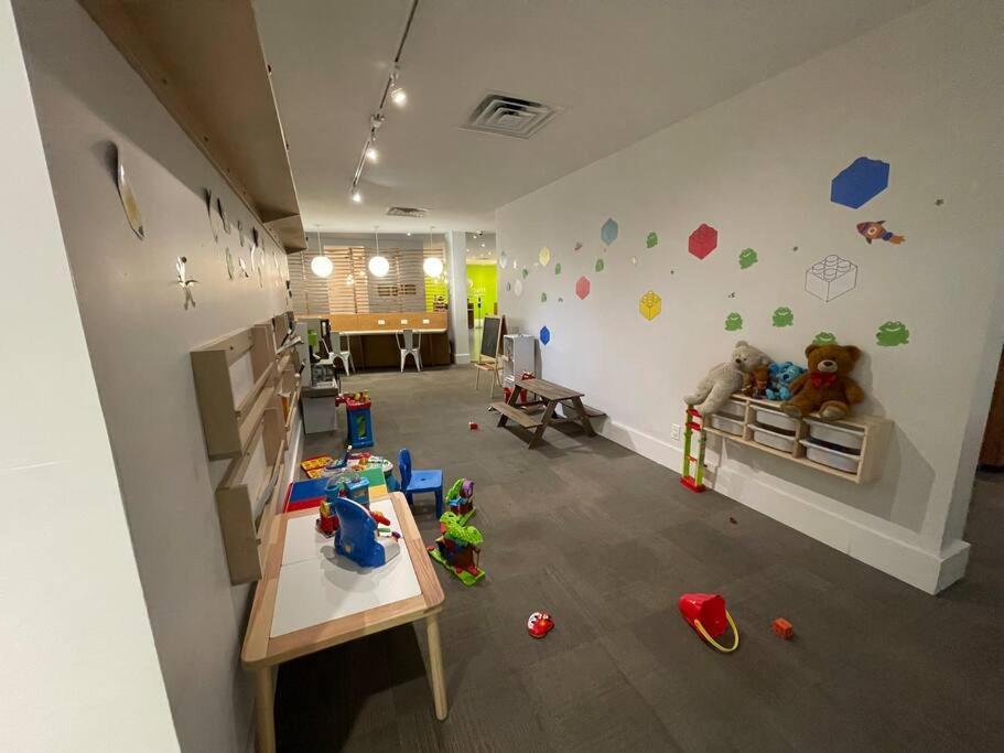 Newly Room In Cozy Hotel With Super Location To The Parks Kissimmee Buitenkant foto